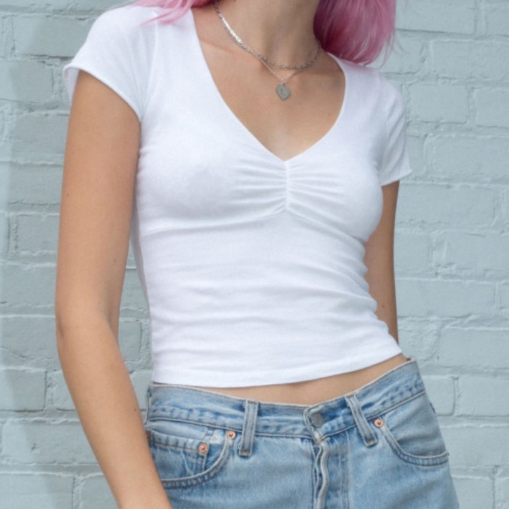 Brandy Melville white crop top!
